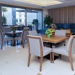 Luxury Two Bed - Crystal Towers - Spectacular Views