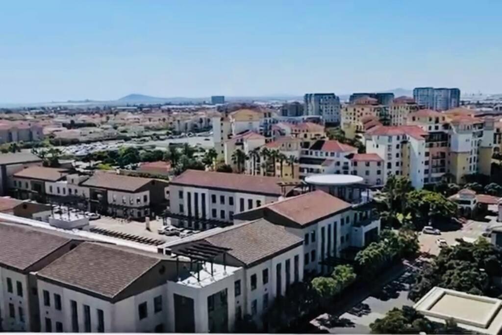 Luxury Two Bed - Crystal Towers - Spectacular Views