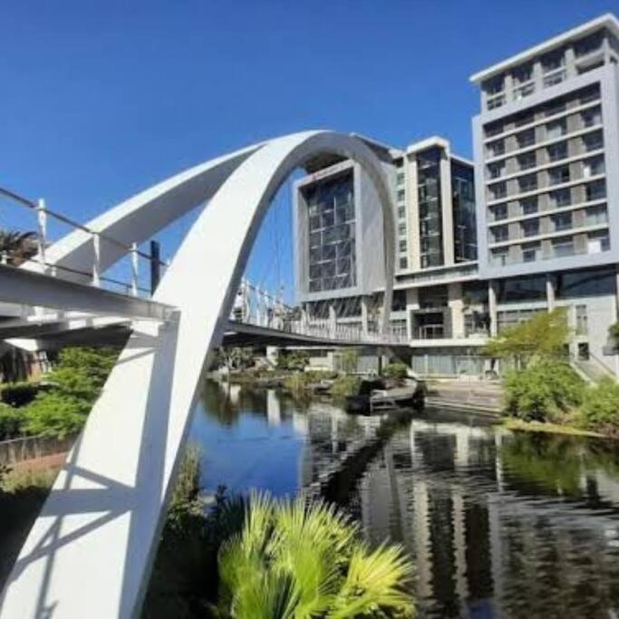 Luxury Two Bed - Crystal Towers - Spectacular Views Cape Town